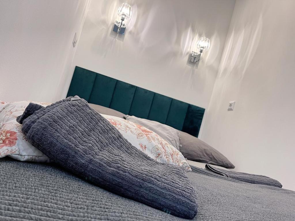 The M O D E R N C I T Y Spot Apartment Katowice Bagian luar foto